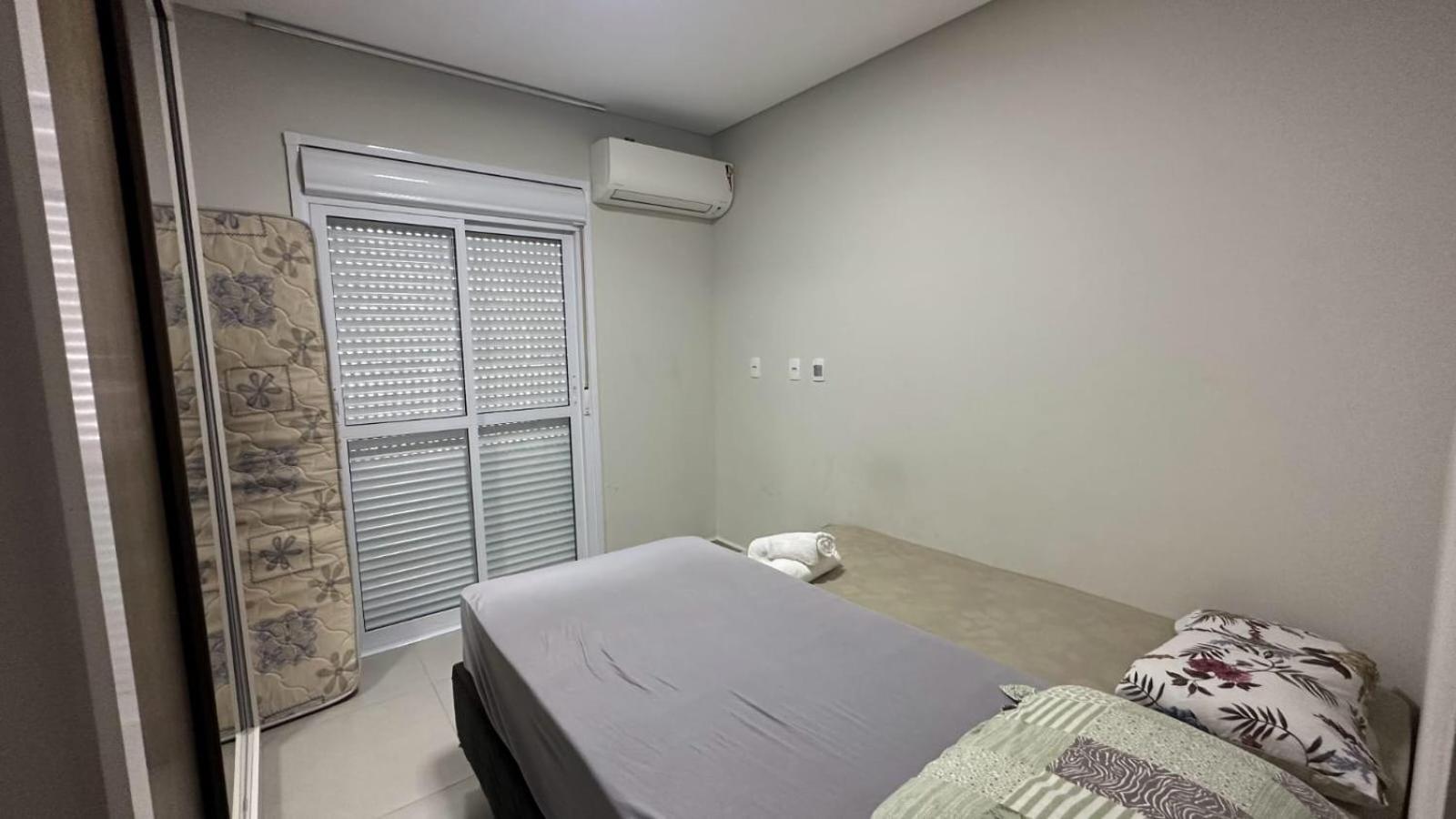 Amplo De Cobertura Proximo A Apartamento