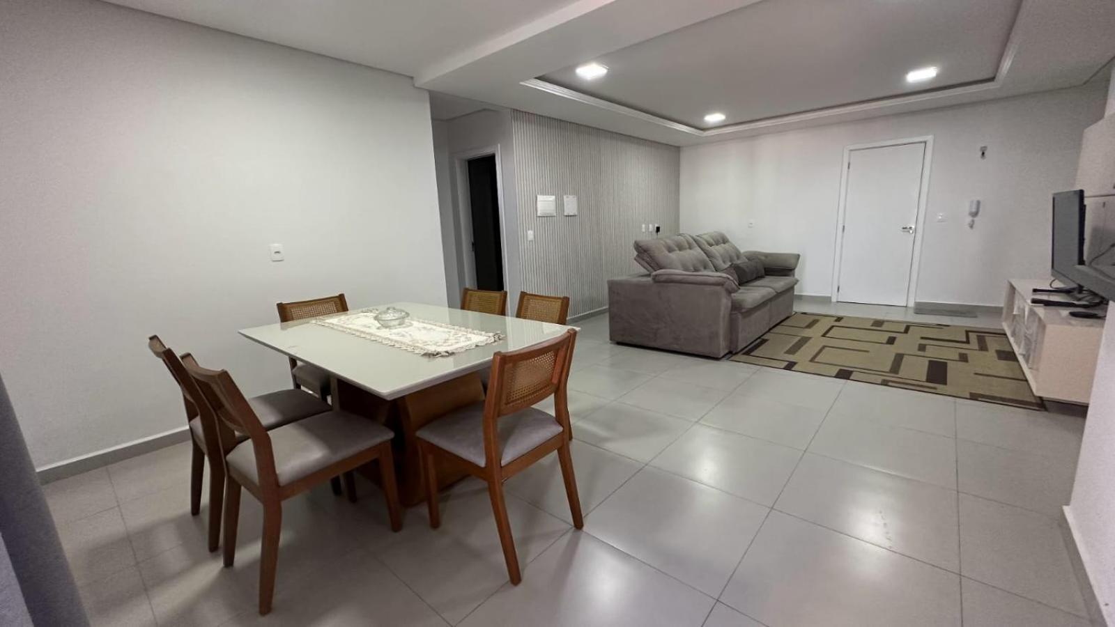 Amplo De Cobertura Proximo A Apartamento Florianopolis
