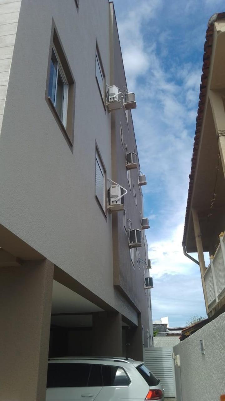 Apartamento Amplo De Cobertura Proximo A *